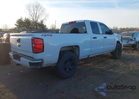 2017 Chevrolet Silverado 1500 Custom z USA, uszkodzony, nr VIN 1GCVKPEC1HZ376399